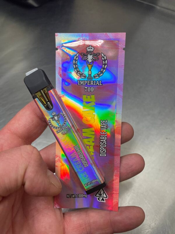 Imperial Extracts Ice Cream Cake Disposable Vapes