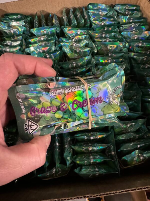 Premium Imperial 710 Grape and Cream 2G Disposable Vape