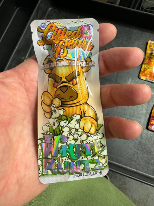 Lifted Bears 2G White Runtz THCA Disposable Vape